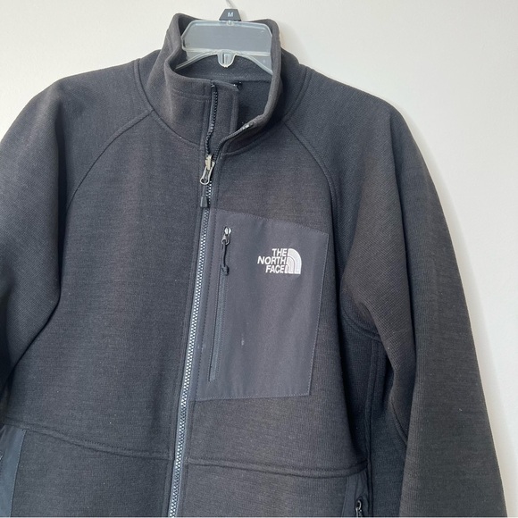 The North Face Black Performance Jacket - Picture 6 of 11